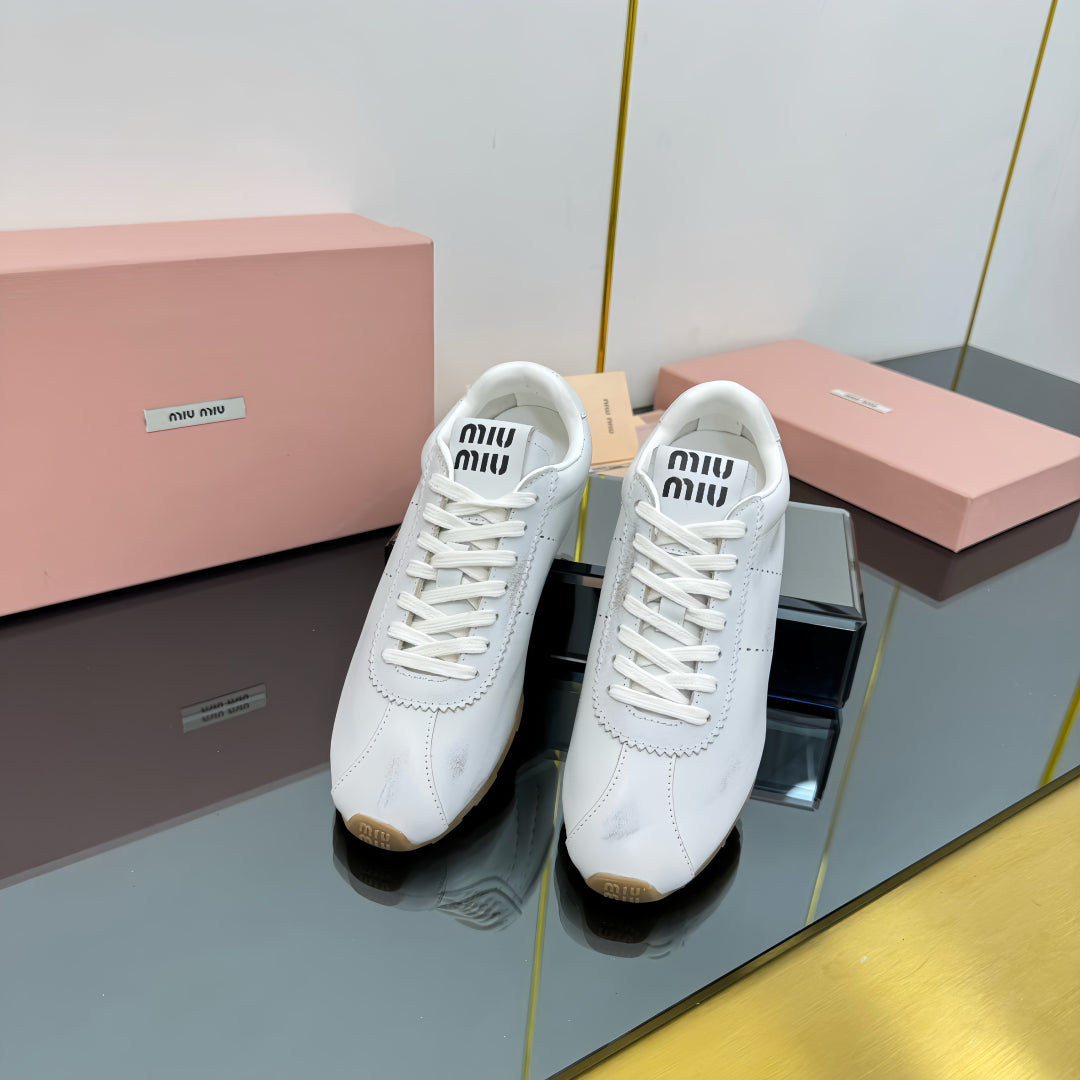 M-Sneakers