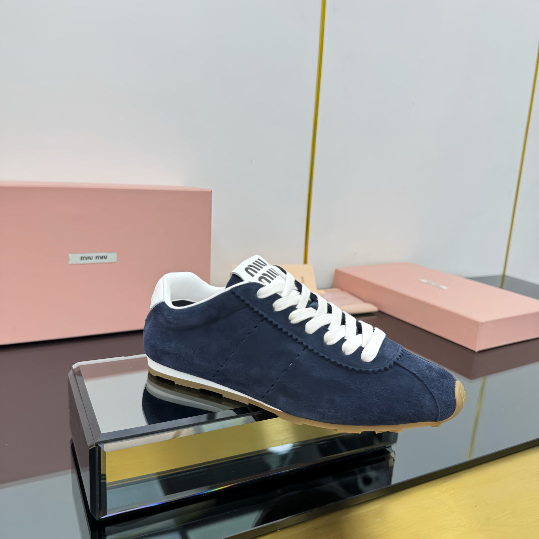 M-Sneakers