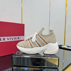 R-Sneakers