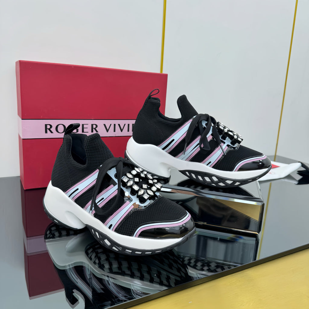 R-Sneakers