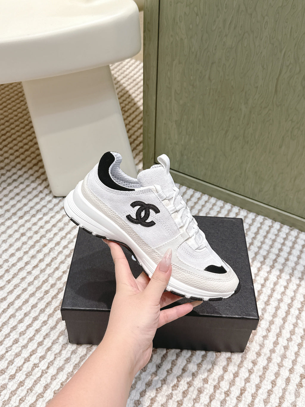 C-Sneakers