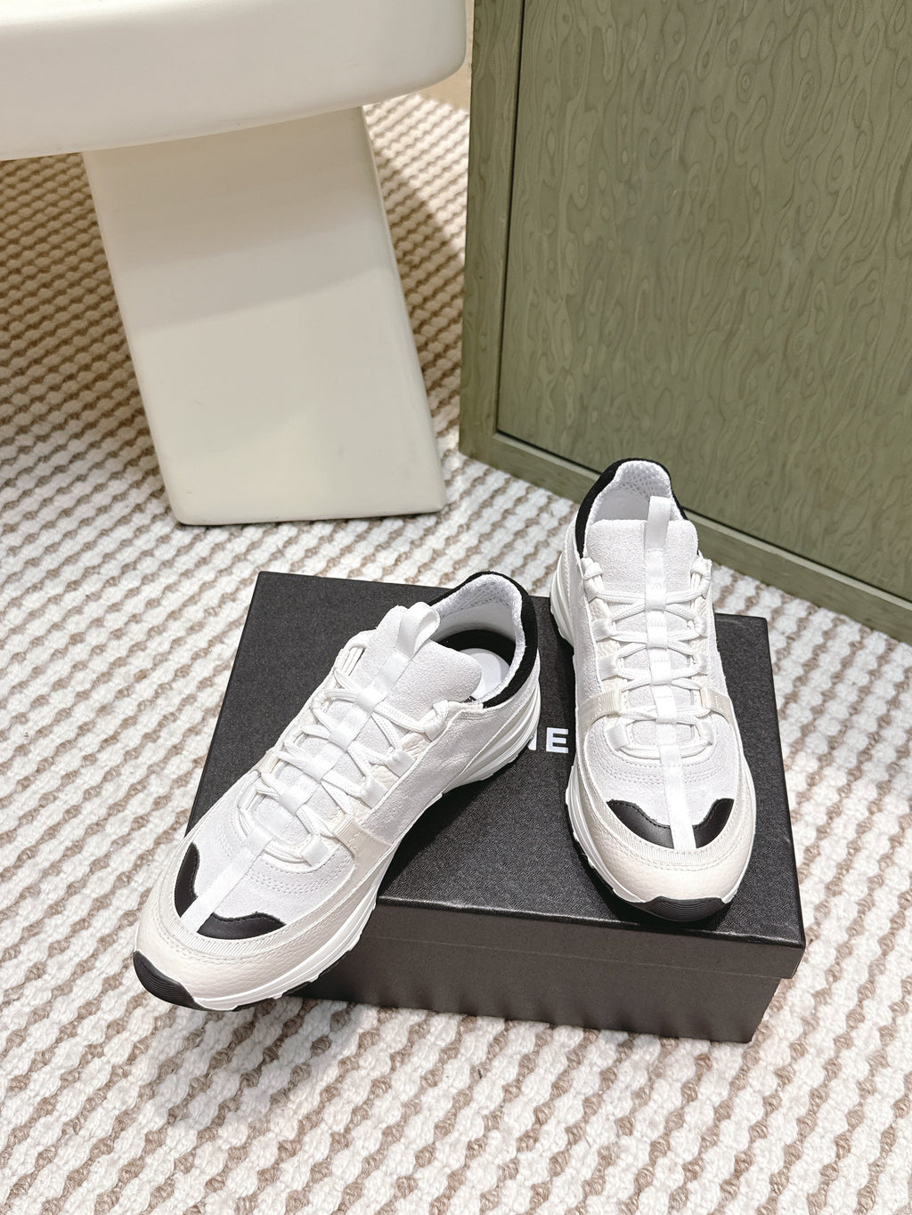 C-Sneakers