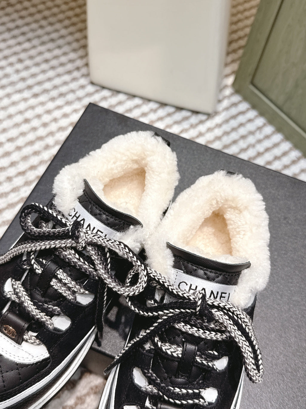 C-Sneakers