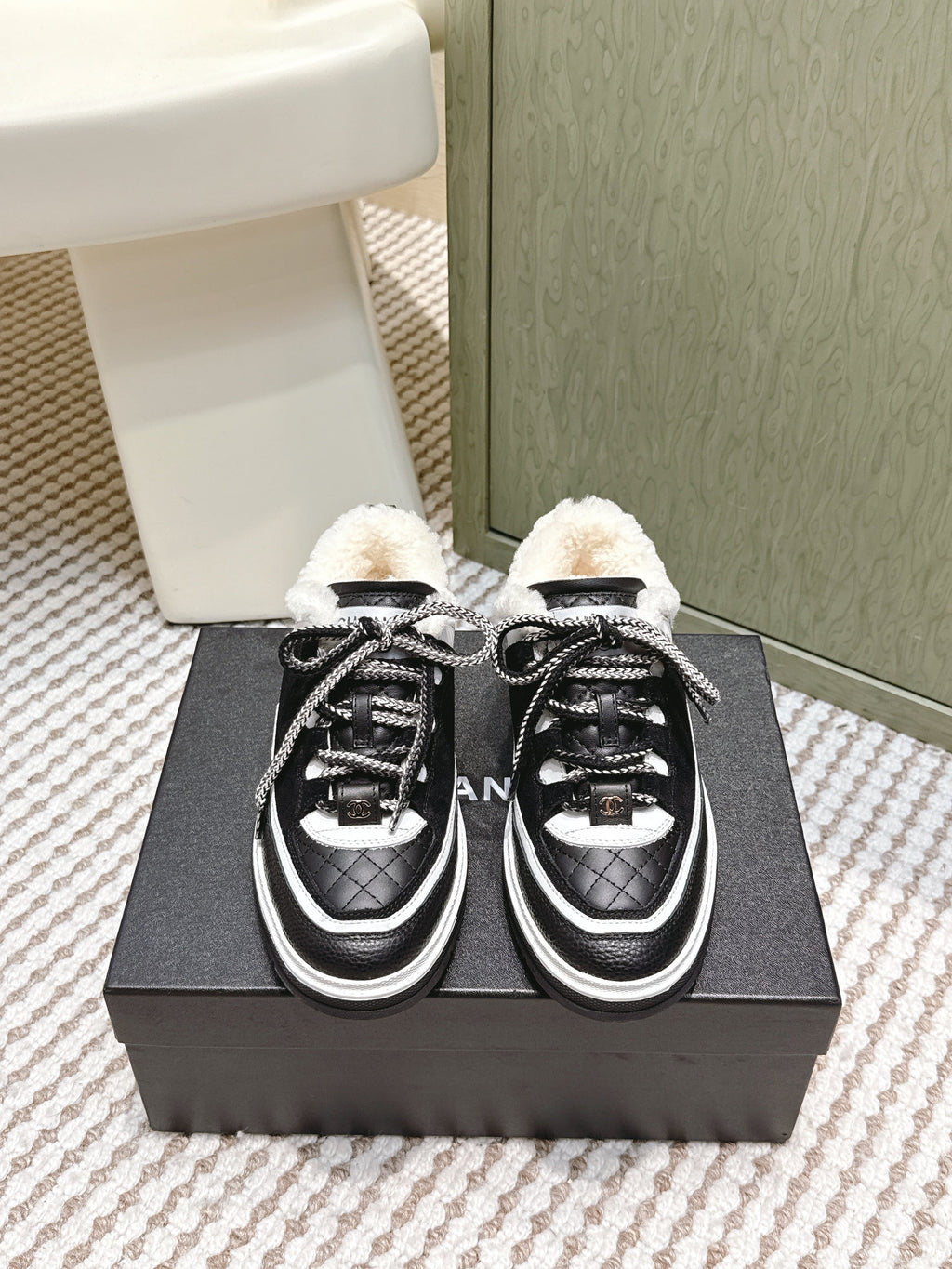 C-Sneakers