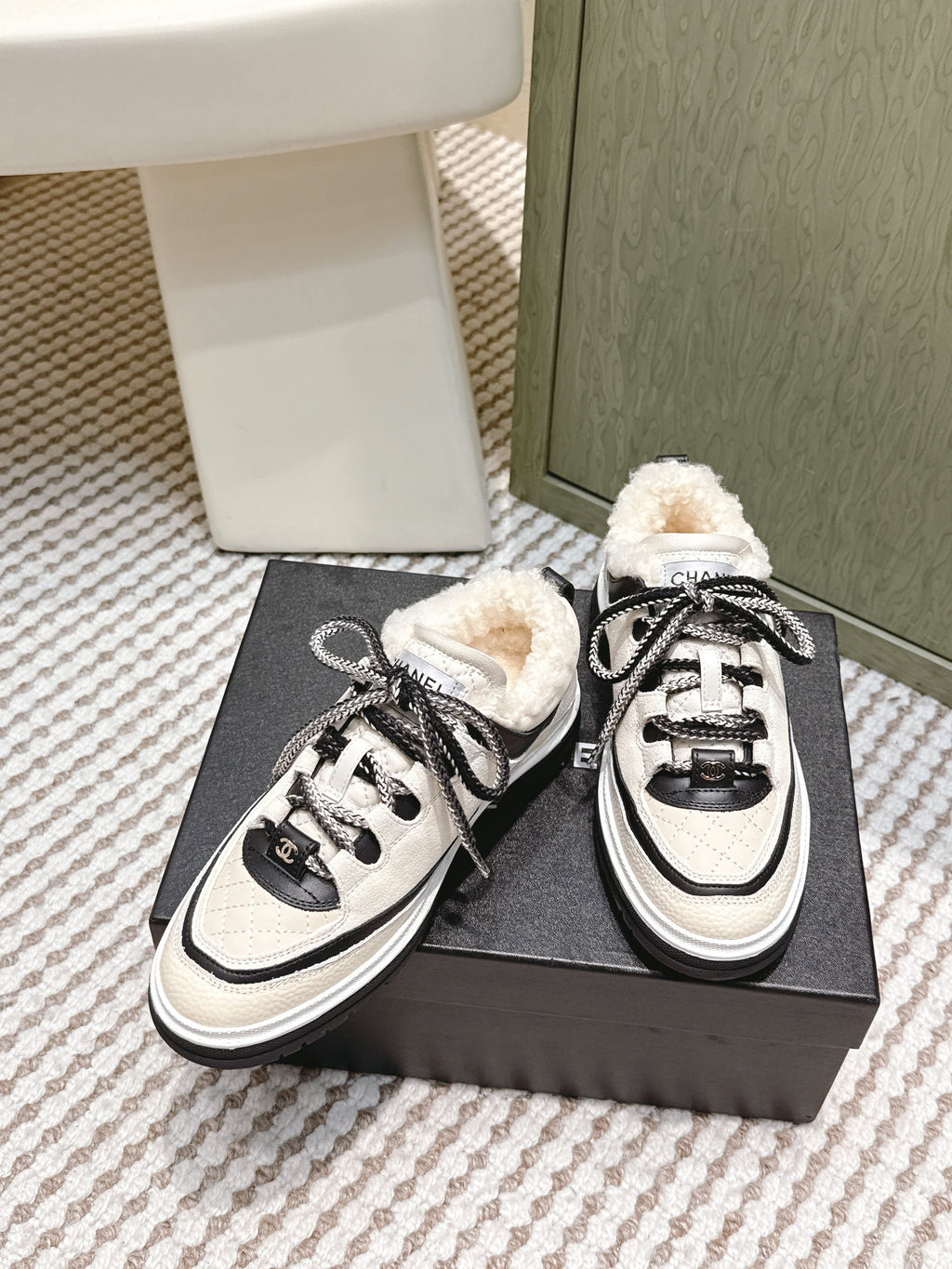 C-Sneakers