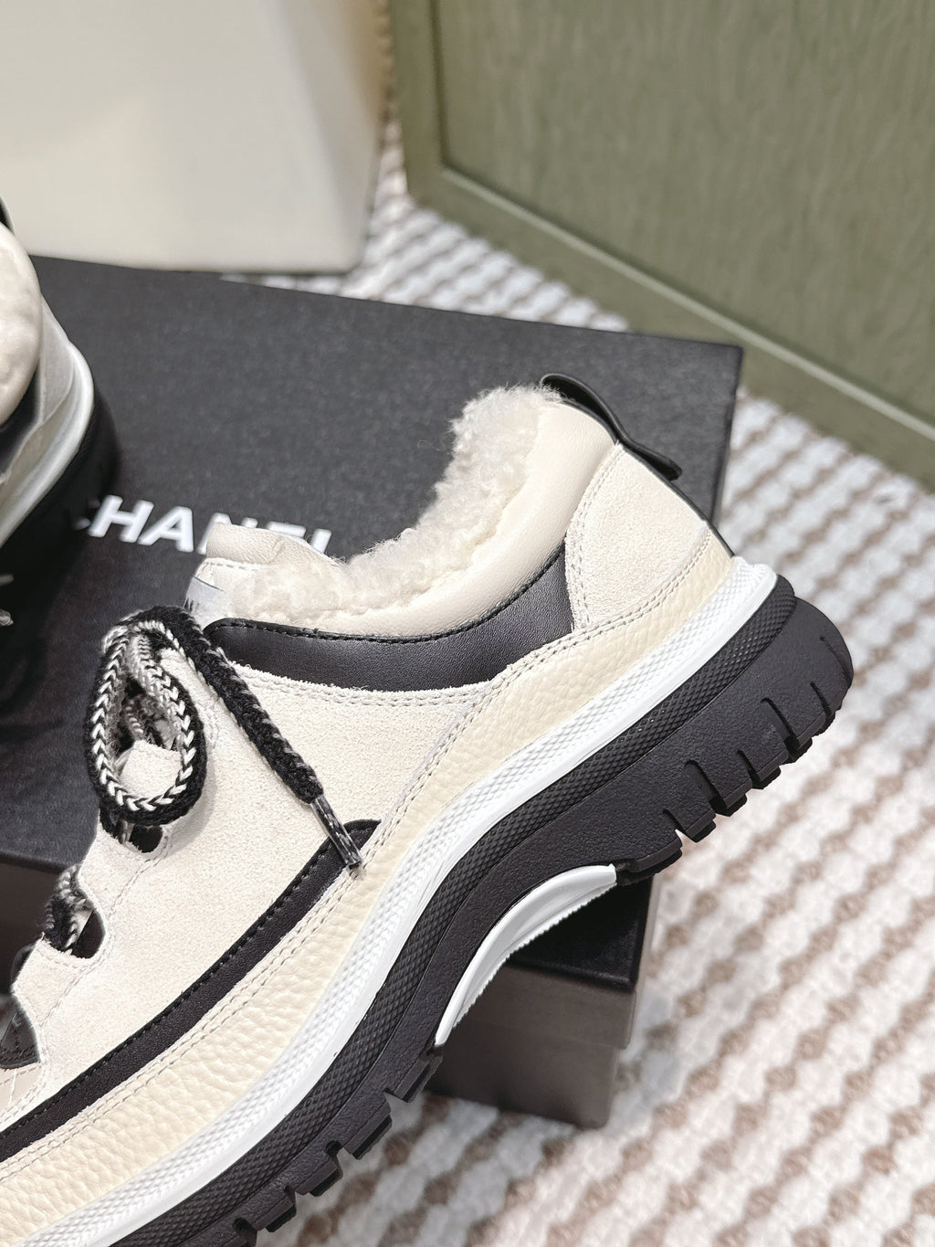 C-Sneakers