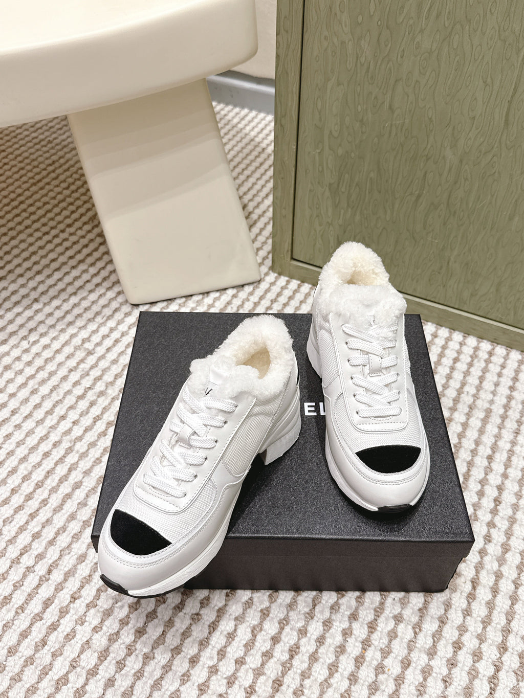 C-Sneakers