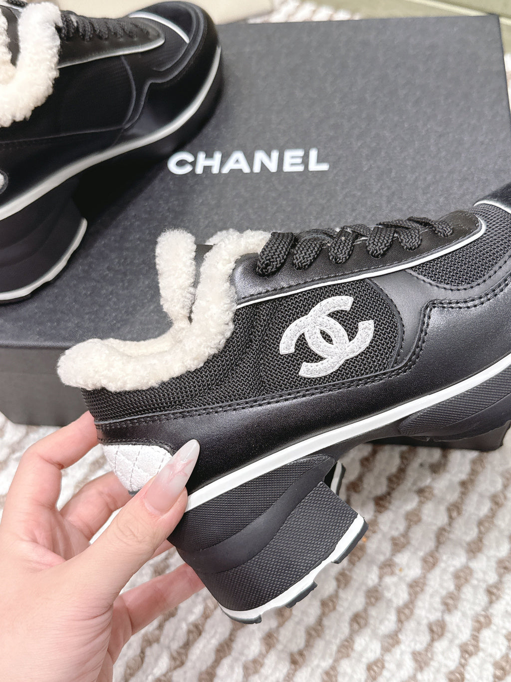 C-Sneakers