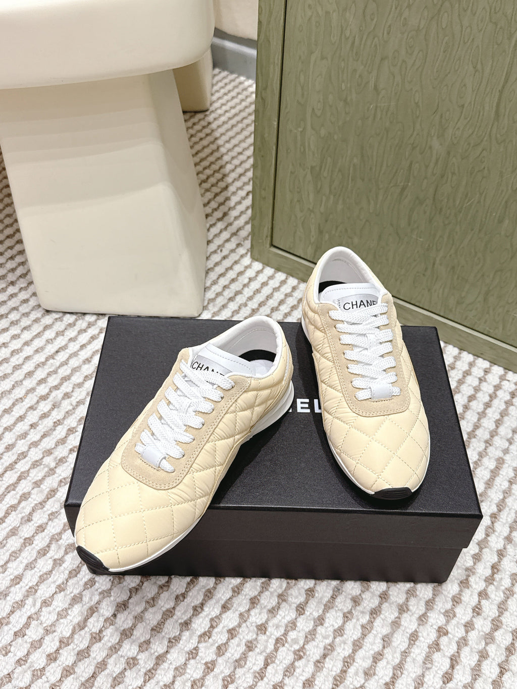 C-Sneakers