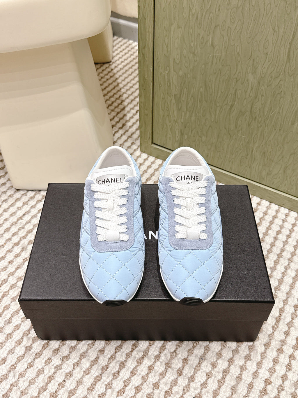 C-Sneakers