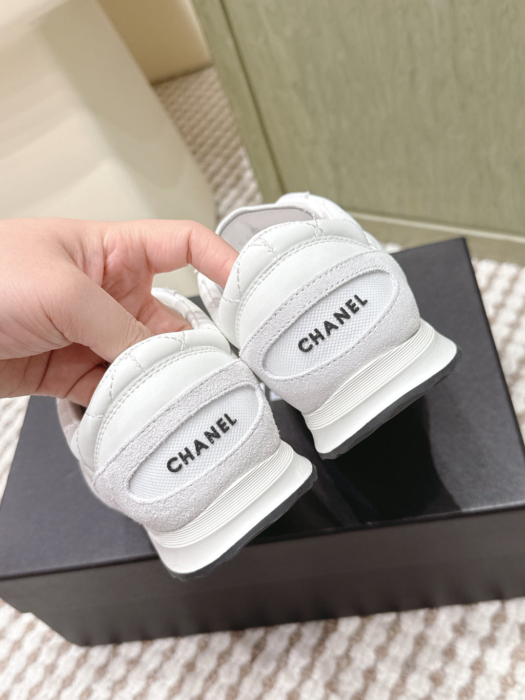 C-Sneakers