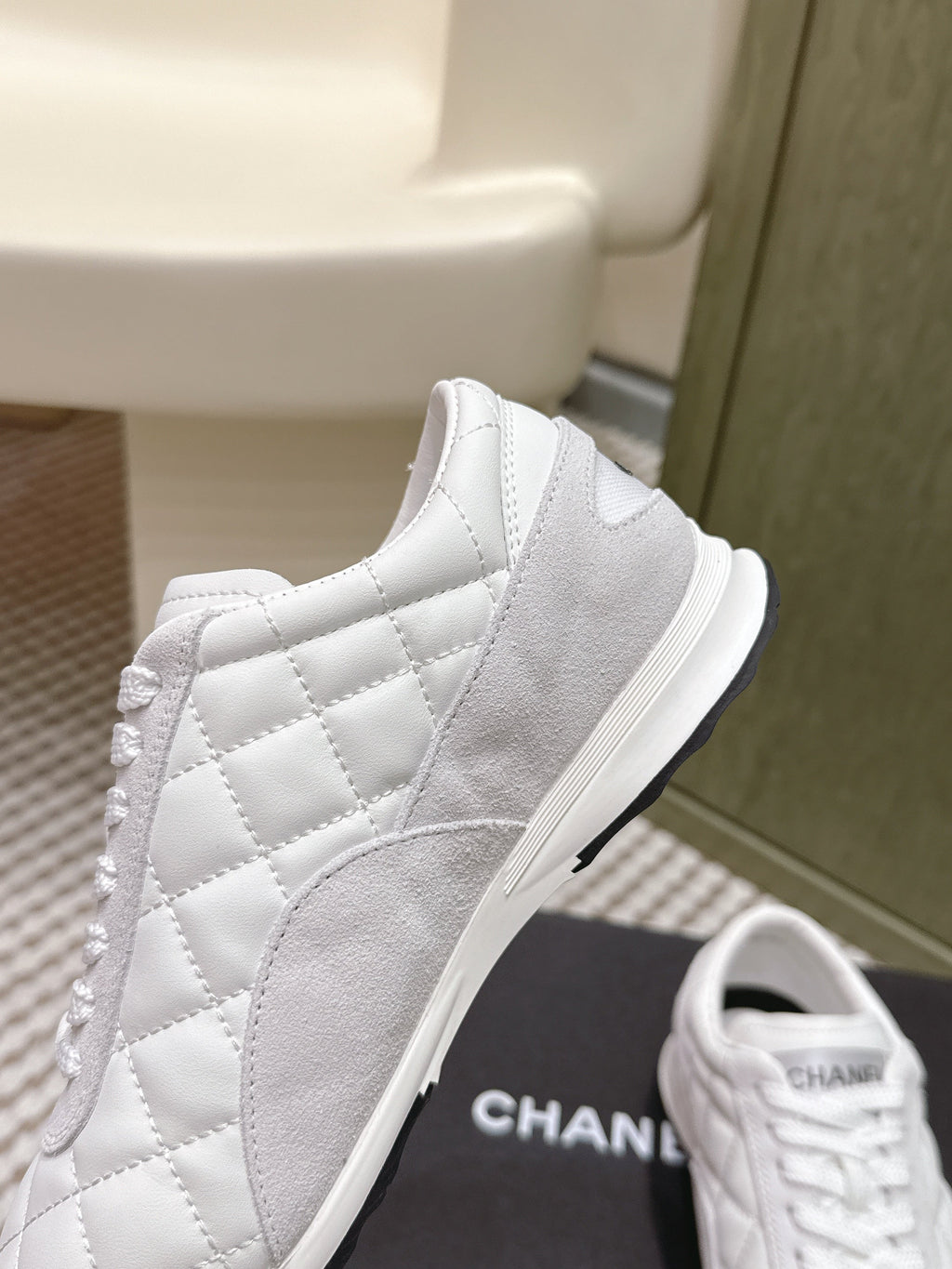 C-Sneakers