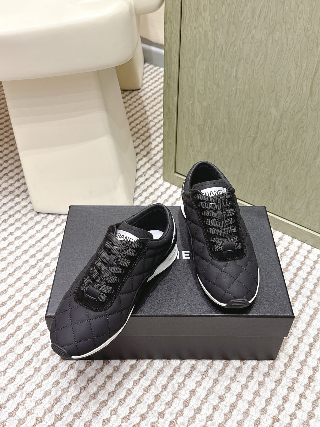 C-Sneakers