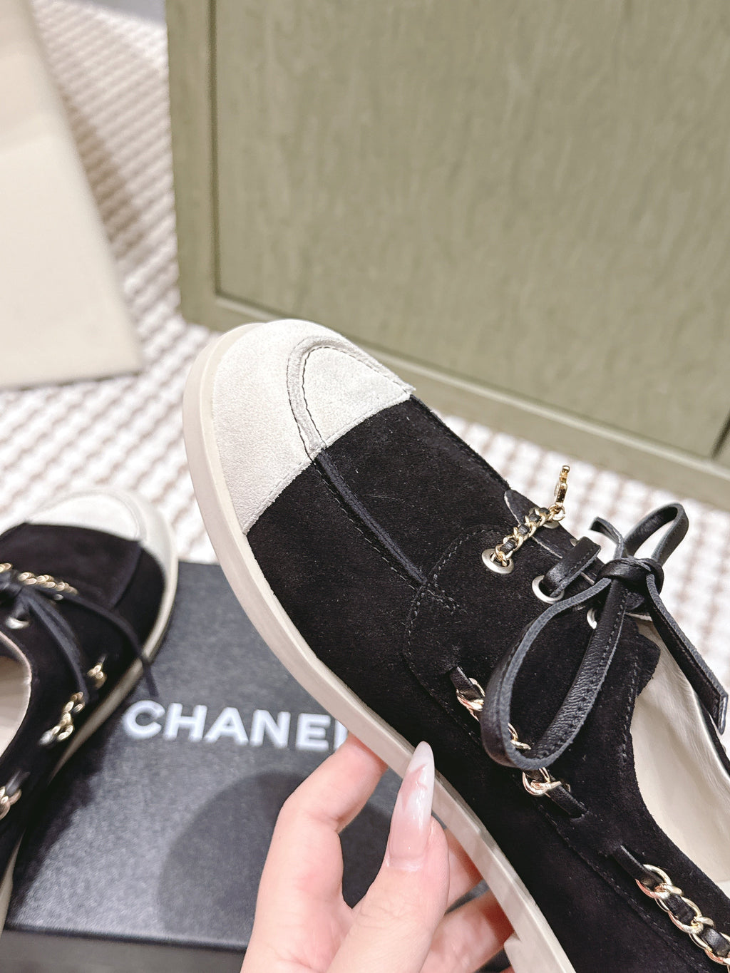 C-Sneakers