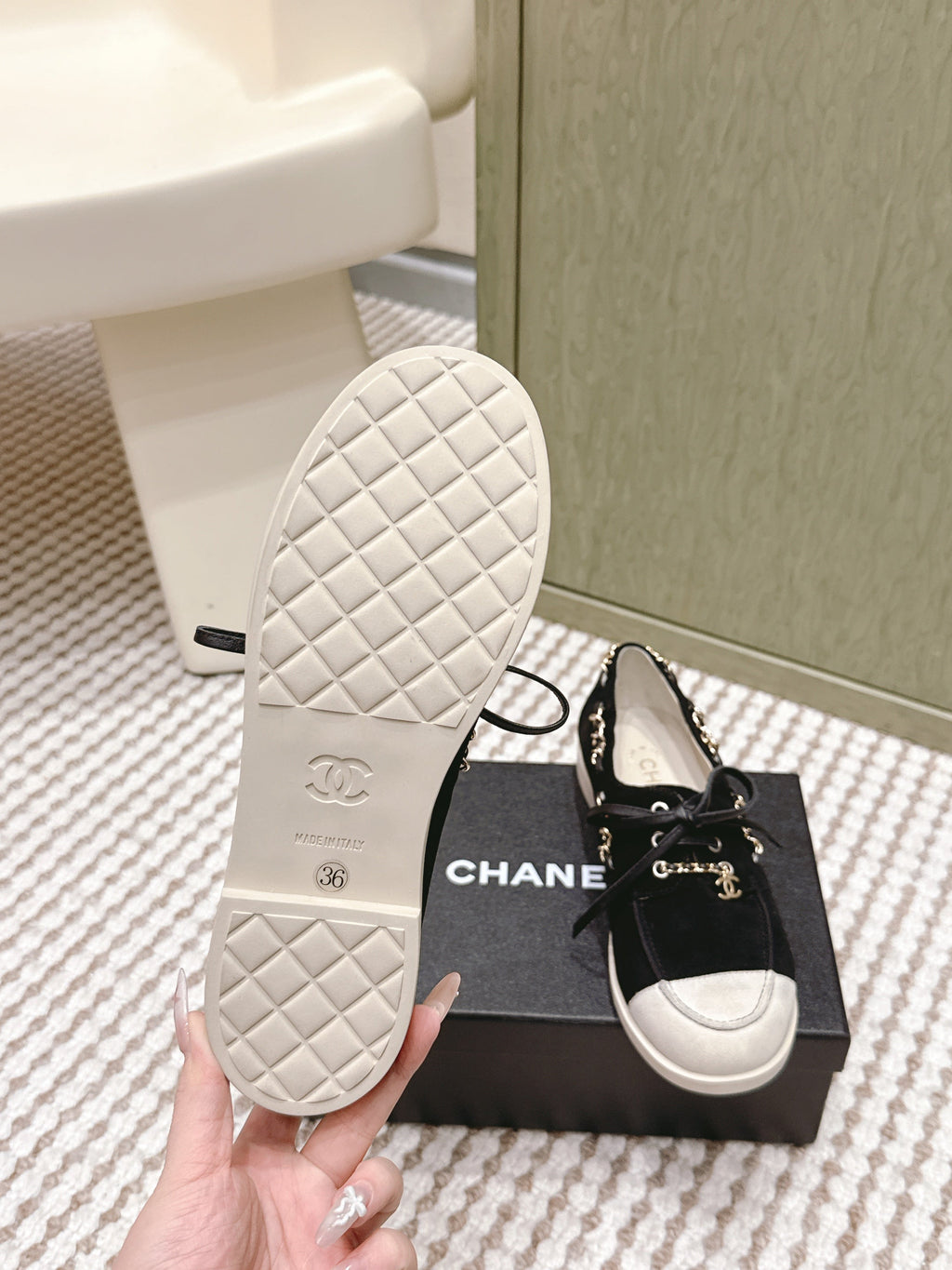 C-Sneakers