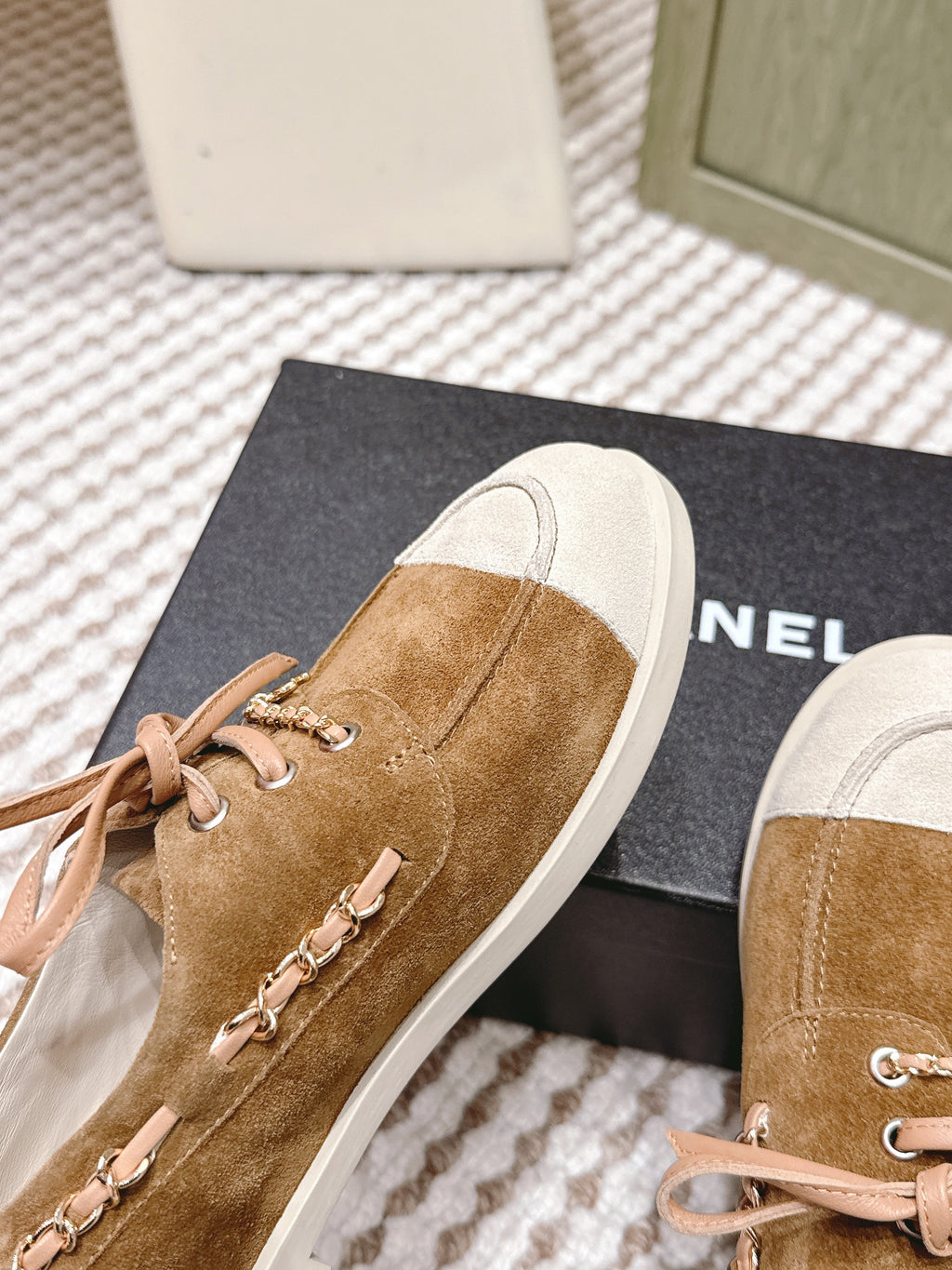 C-Sneakers