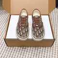 D-Sneakers