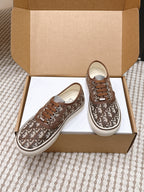 D-Sneakers