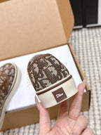 D-Sneakers