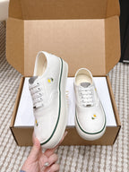 D-Sneakers