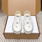 D-Sneakers