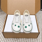 D-Sneakers