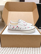 D-Sneakers