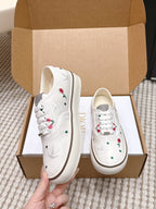 D-Sneakers