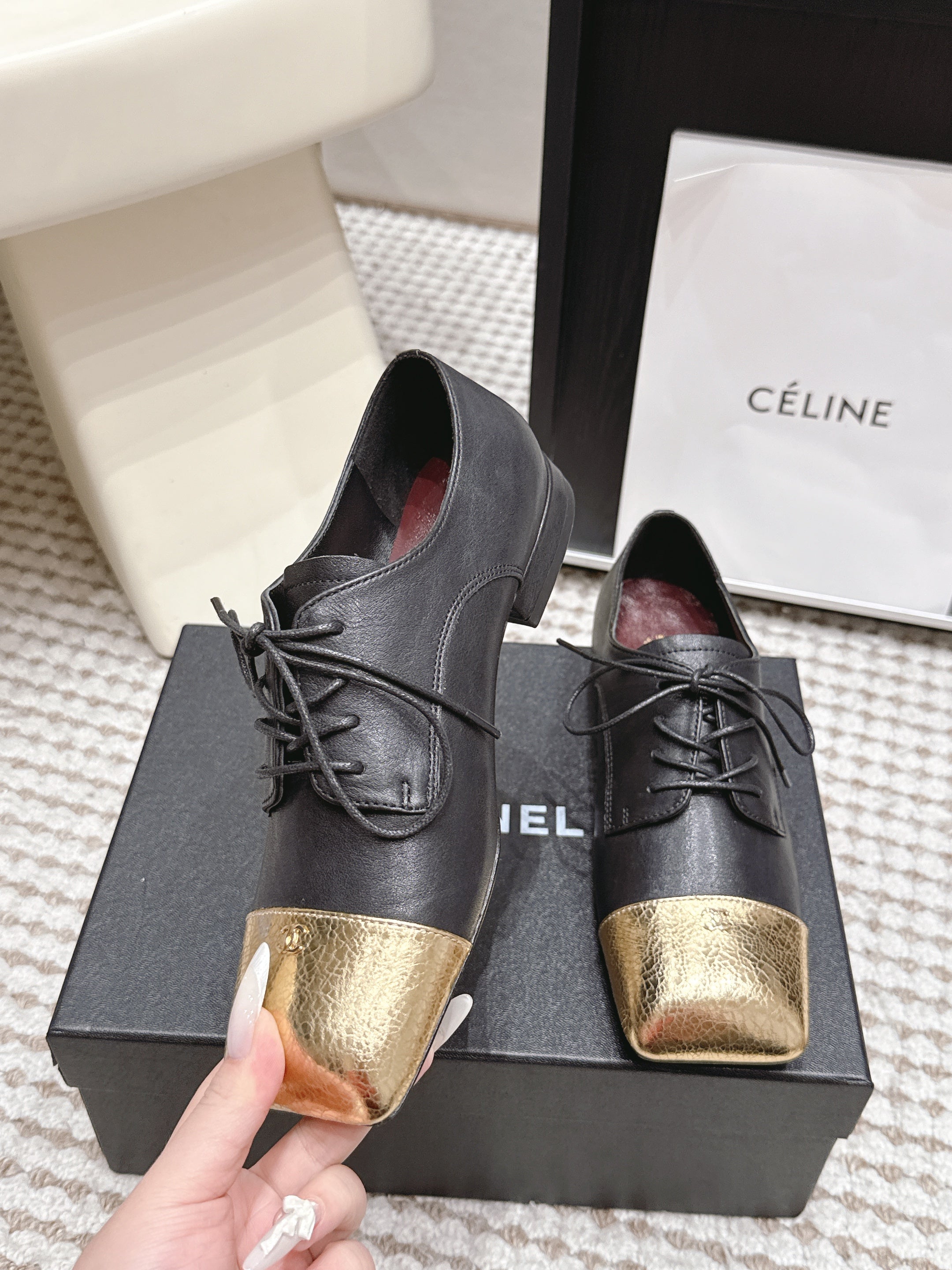 C-Sneakers
