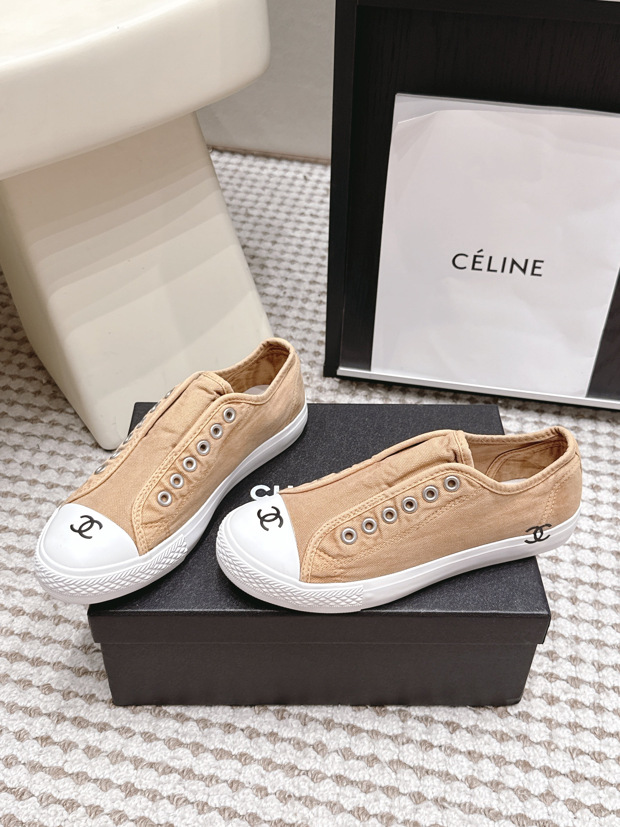C-Sneakers