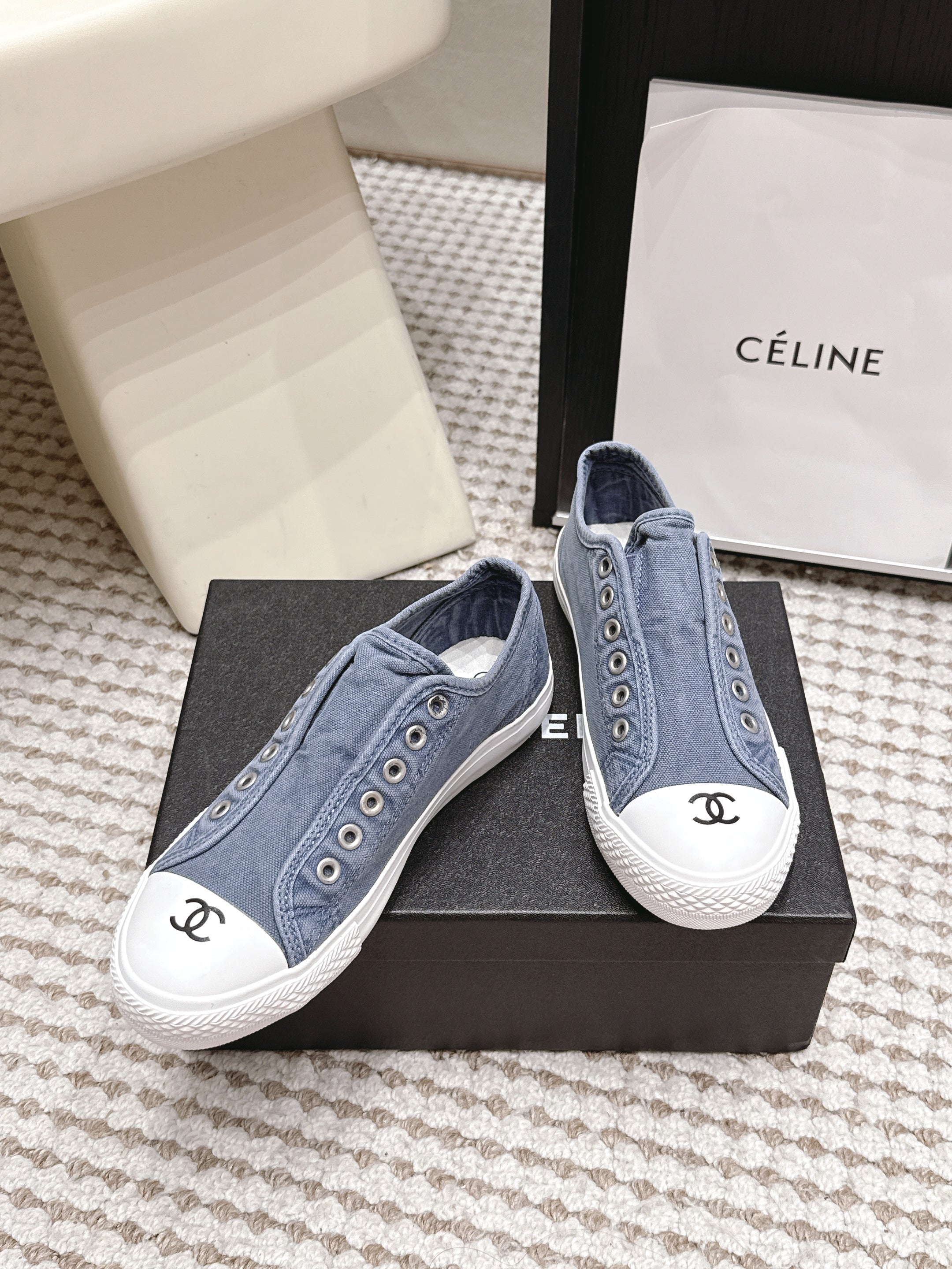 C-Sneakers