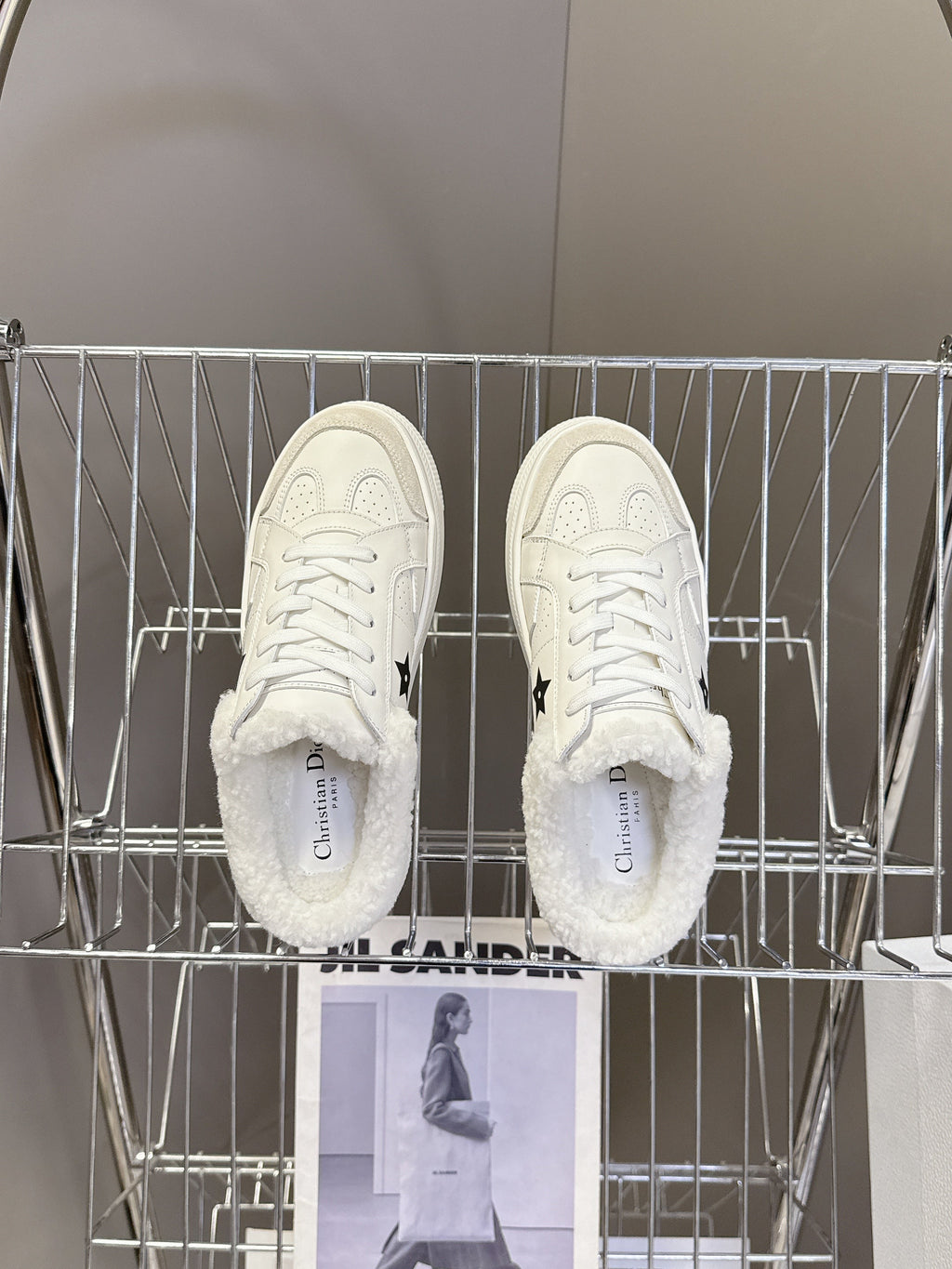 D-Sneakers