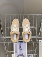 D-Sneakers