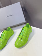 B-Sneakers