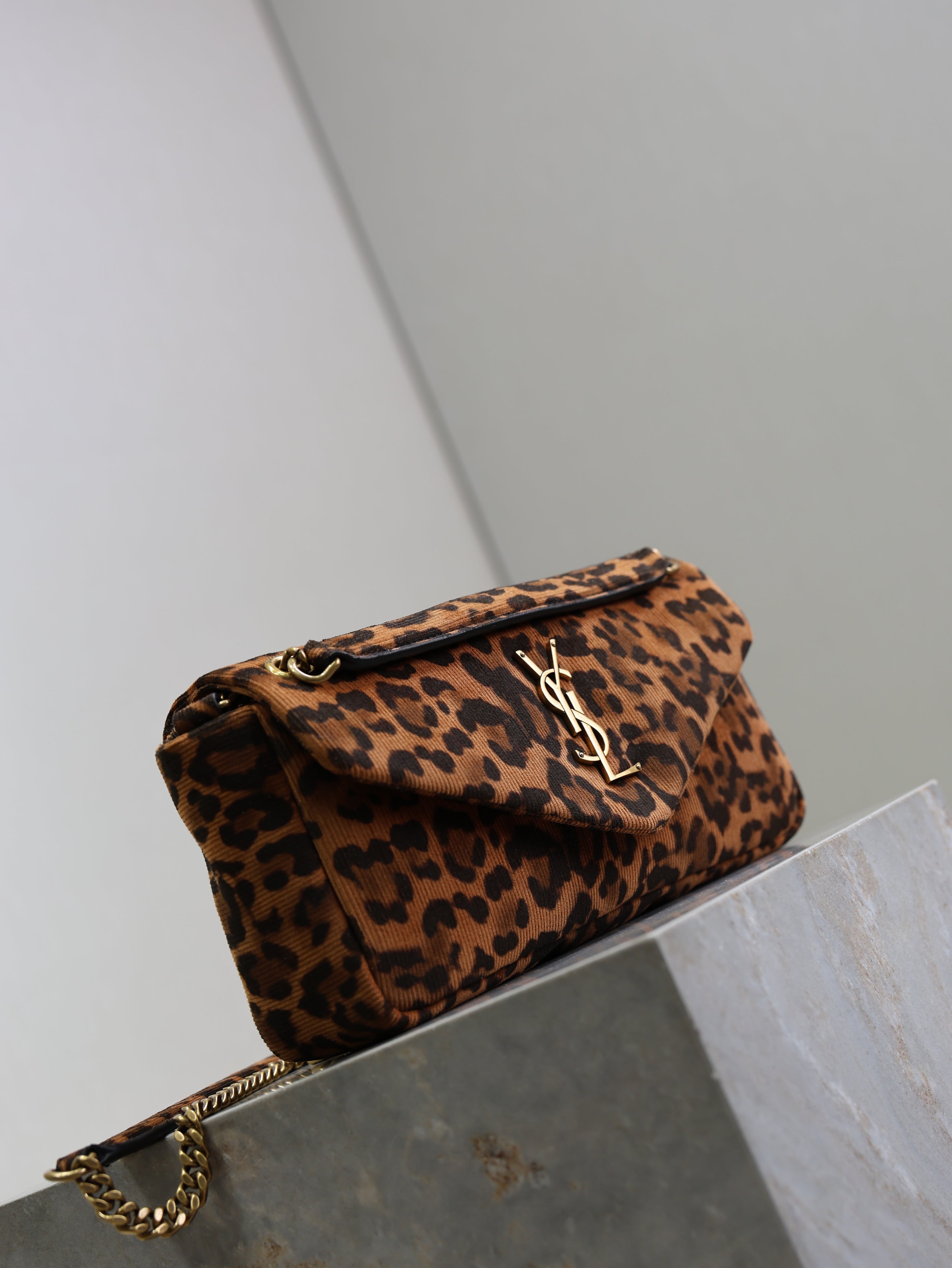 Y-Mixed Bag