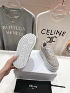S-Sneakers