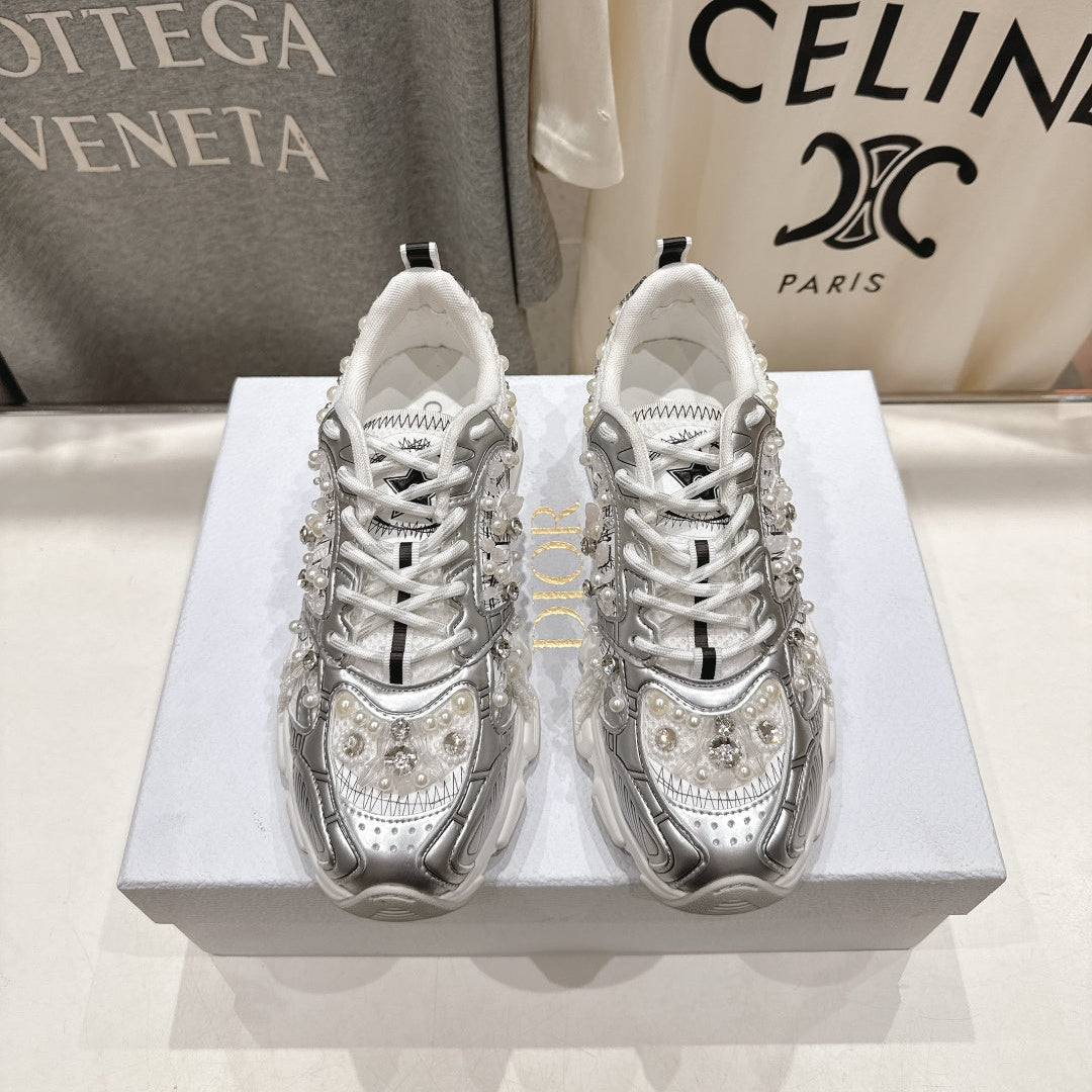D-Sneakers