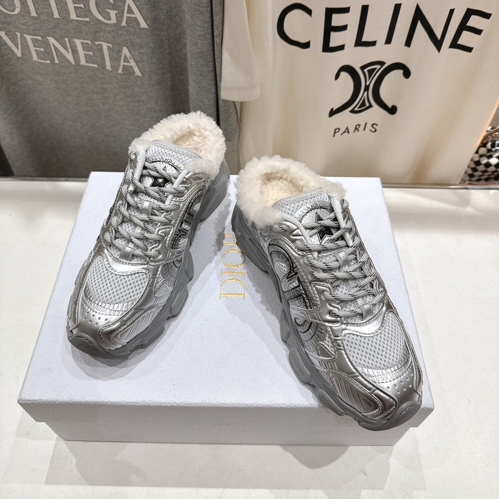 D-Sneakers