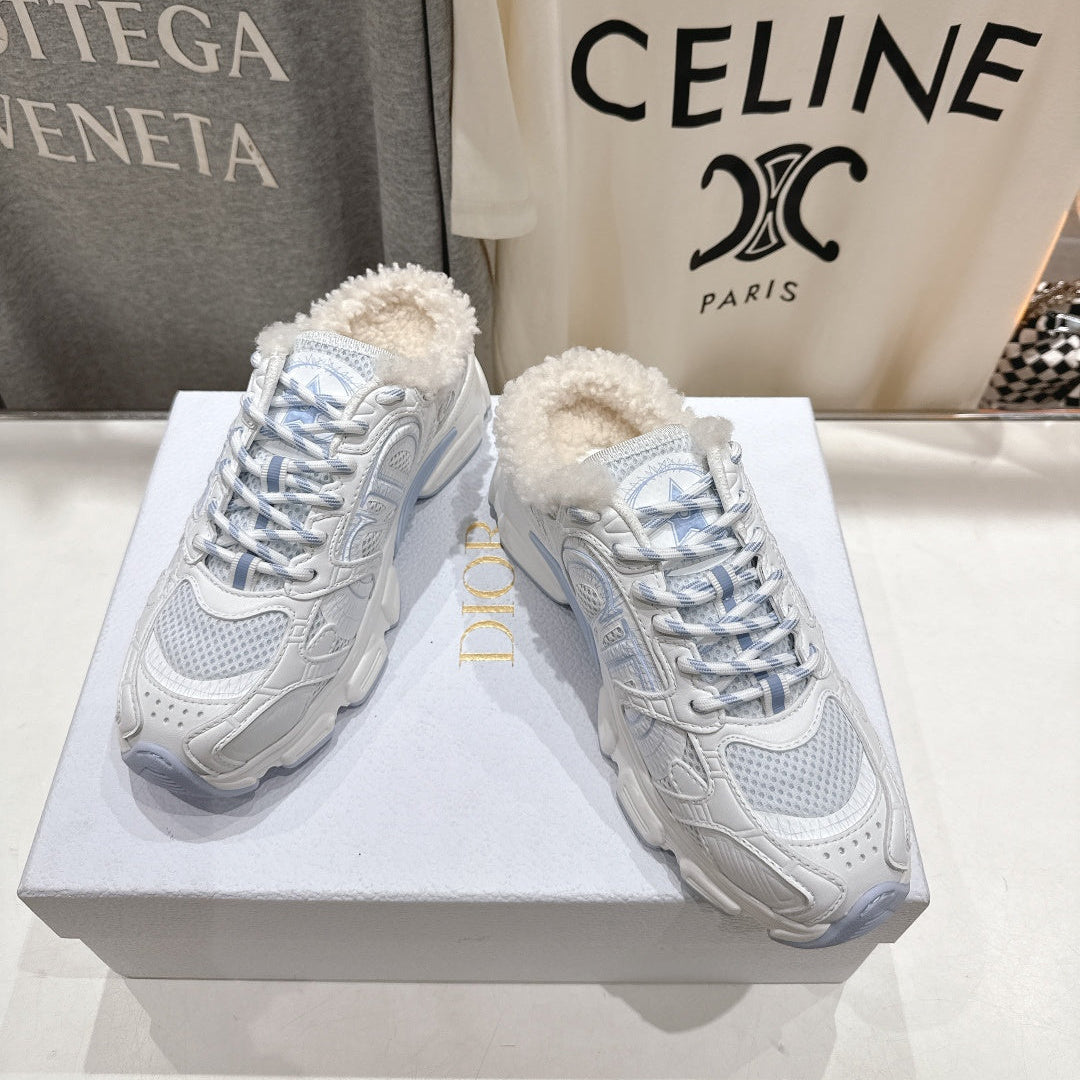 D-Sneakers