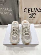 D-Sneakers