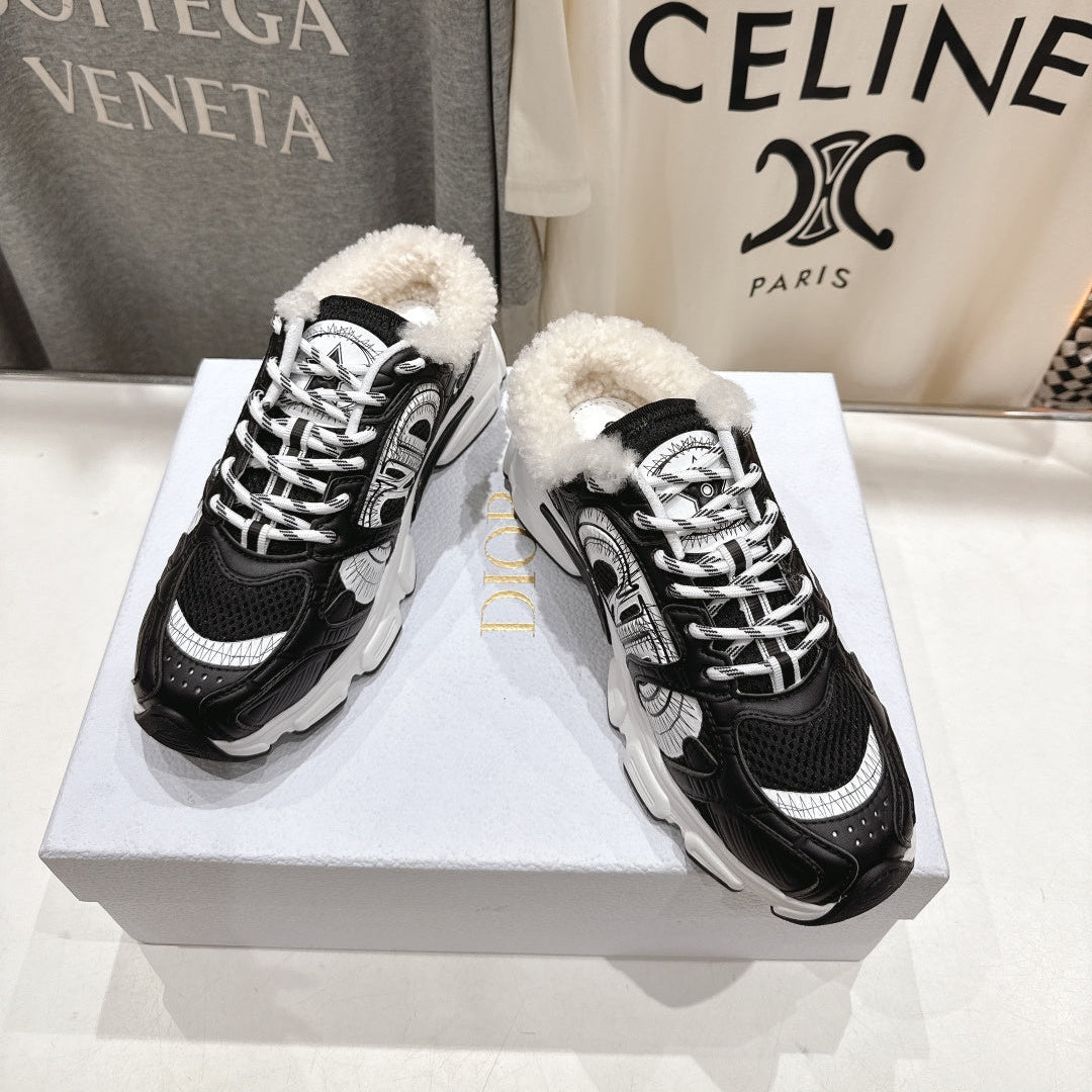 D-Sneakers