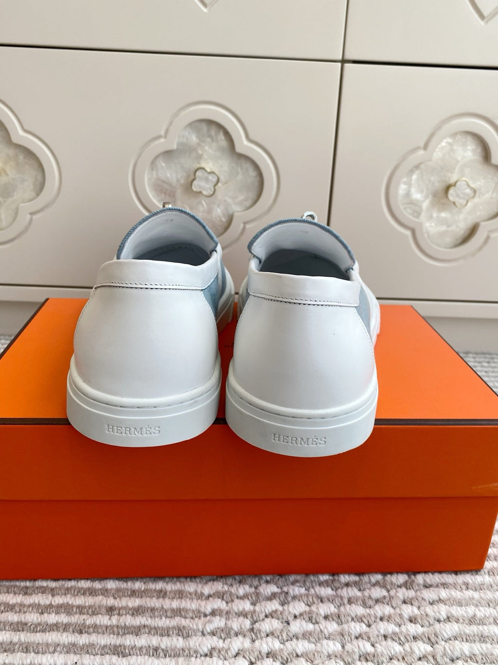 A-Sneakers