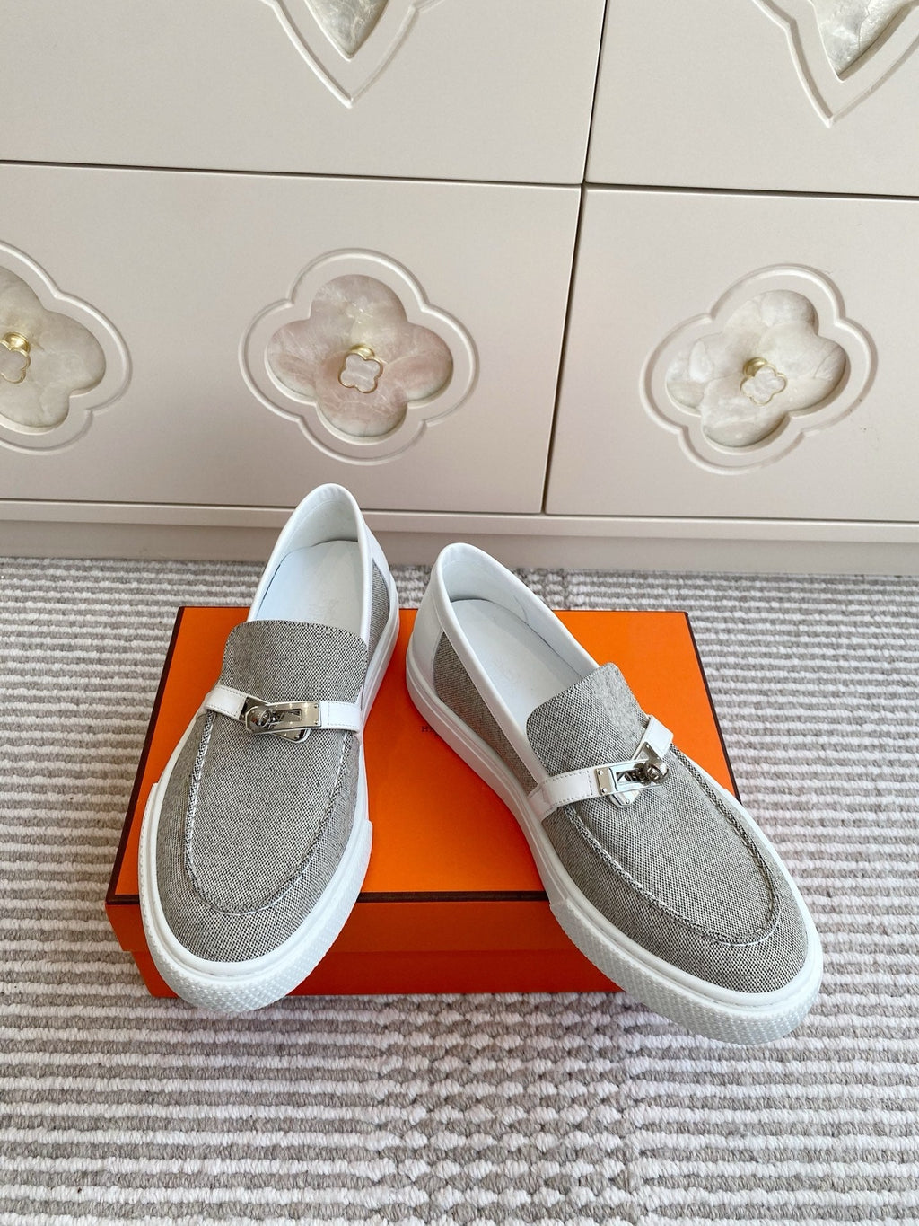 A-Sneakers