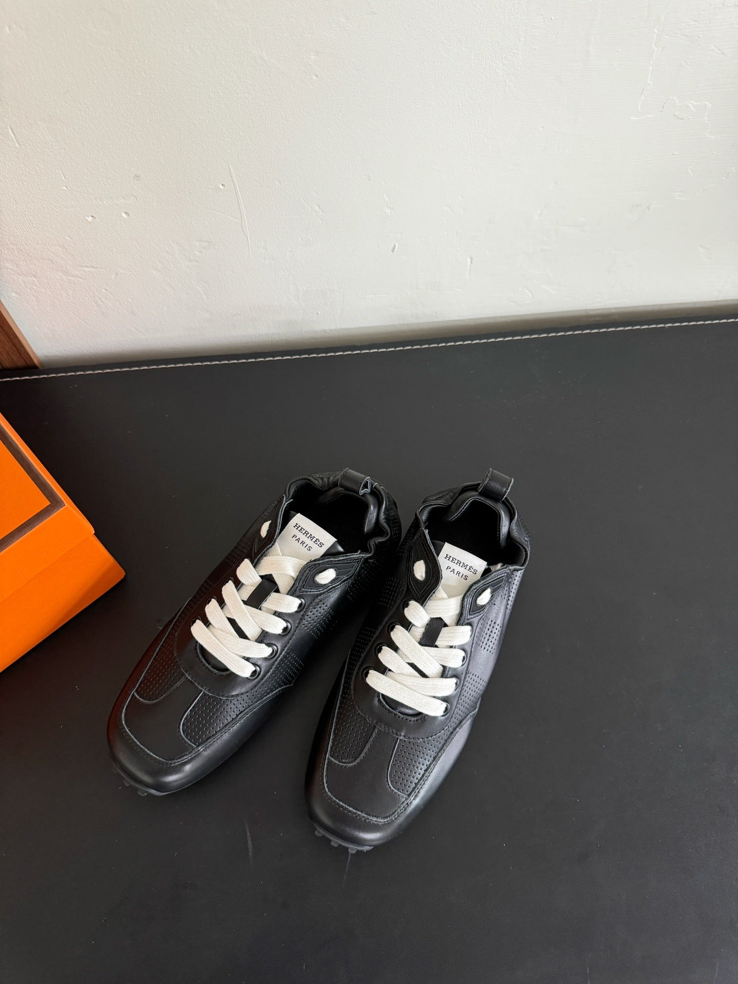 A-Sneakers