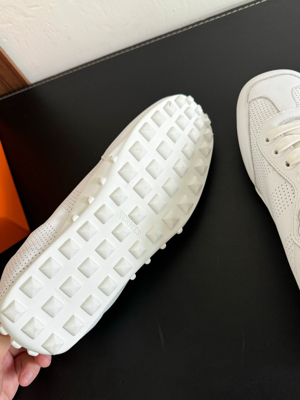 A-Sneakers
