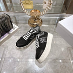 D-Sneakers