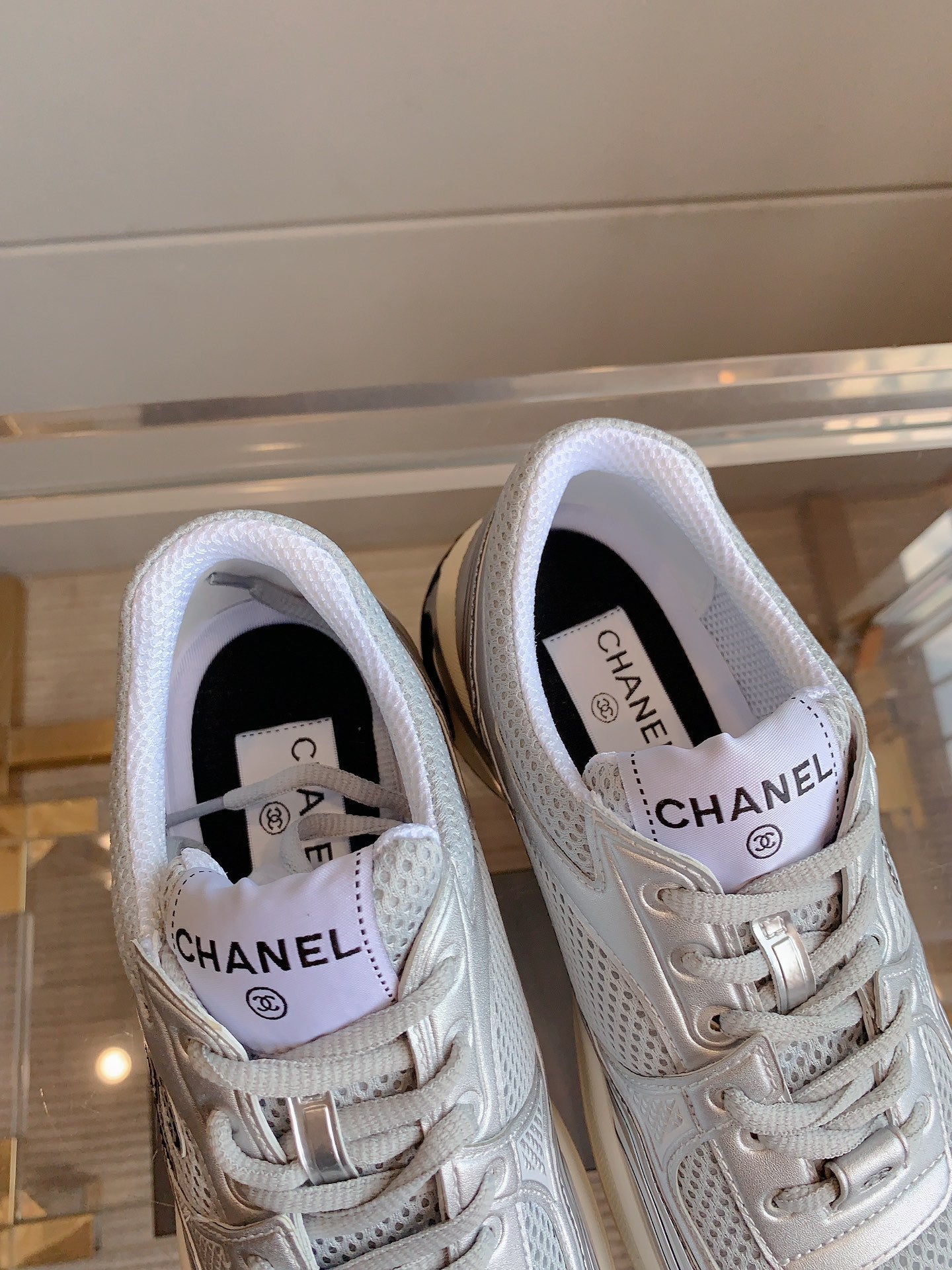 C-Sneakers