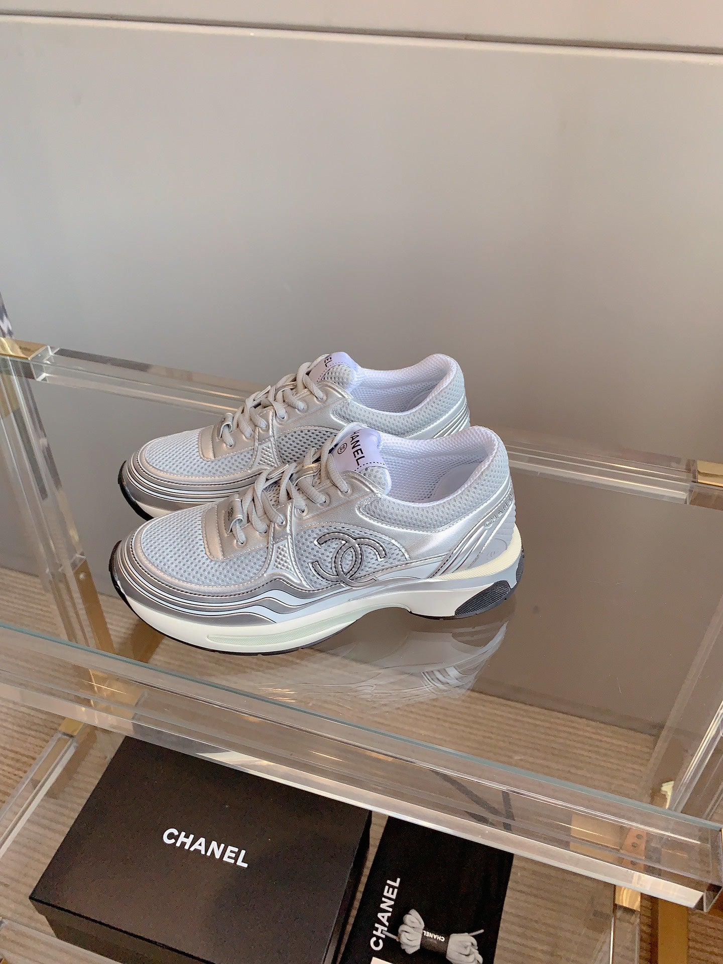 C-Sneakers