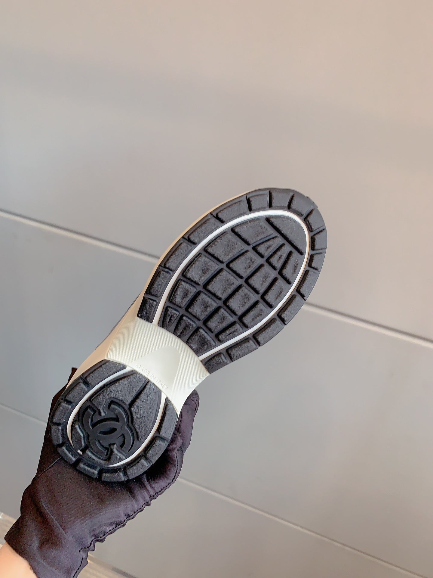 C-Sneakers