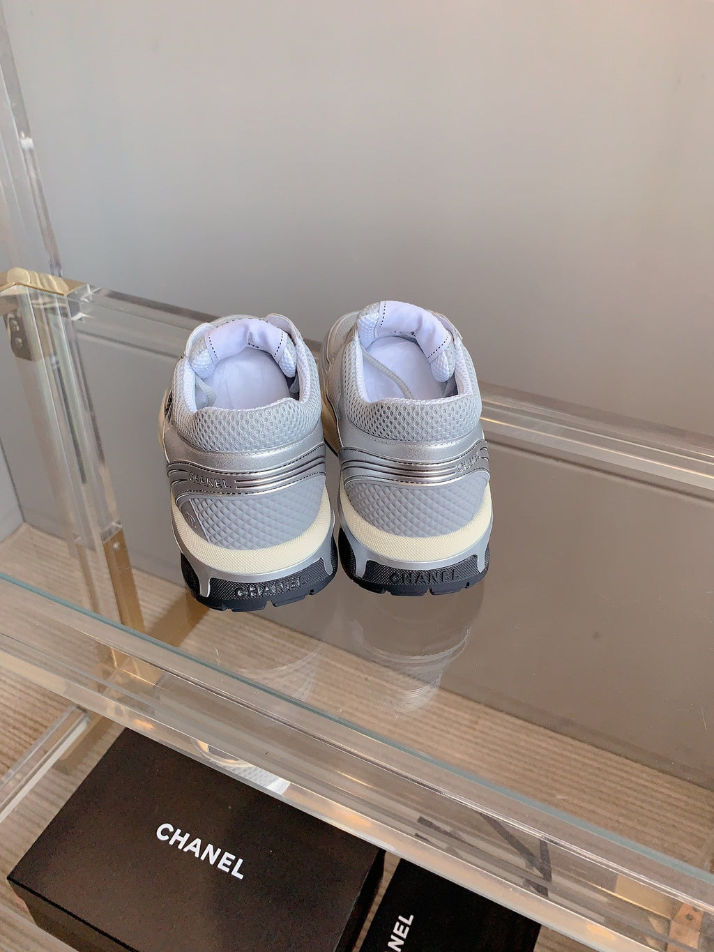 C-Sneakers